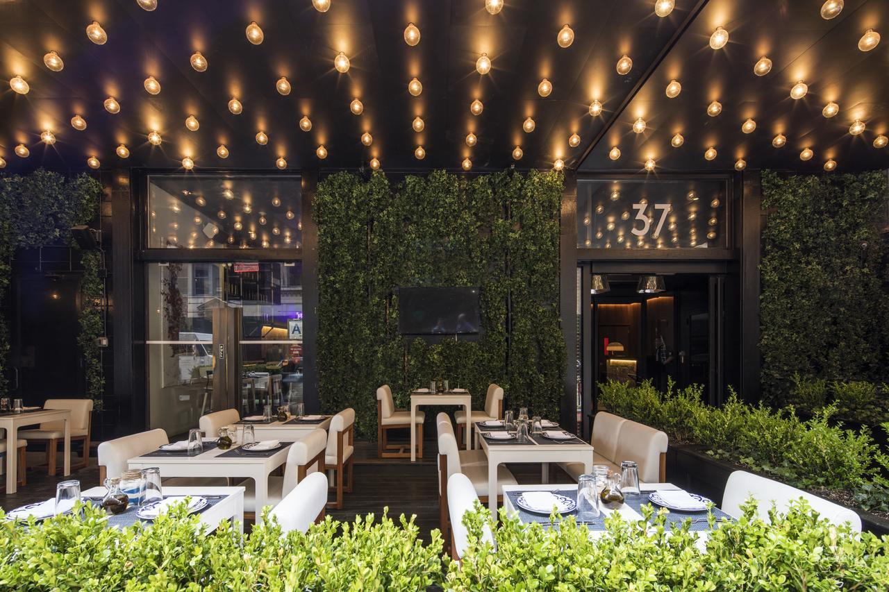 Hotel Henri Ню Йорк Екстериор снимка